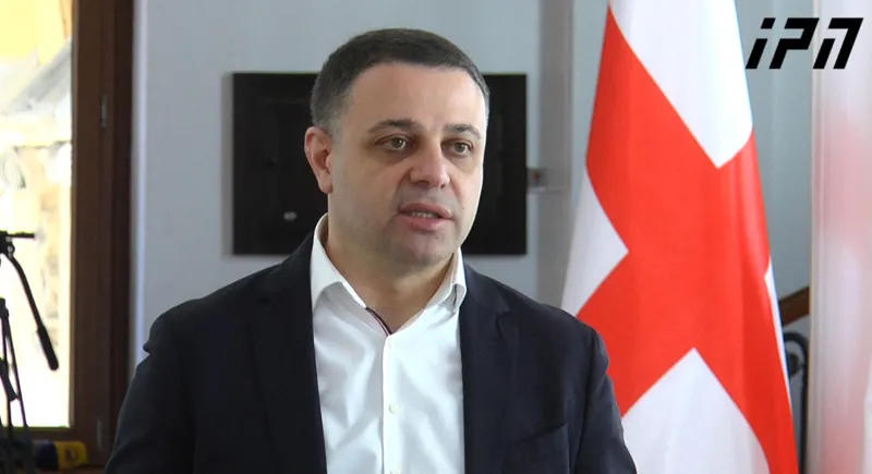 ალუდა ღუდუშაური - მე არც წასვლას ვაპირებ, არც ამ ფრენებით სარგებლობას - ძნელად წარმომიდგენია ადამიანი, რომელმაც გაიგო რომ ვიზა არ სჭირდება, ადგება და რუსეთში ტურისტულად იმოგზაურებს