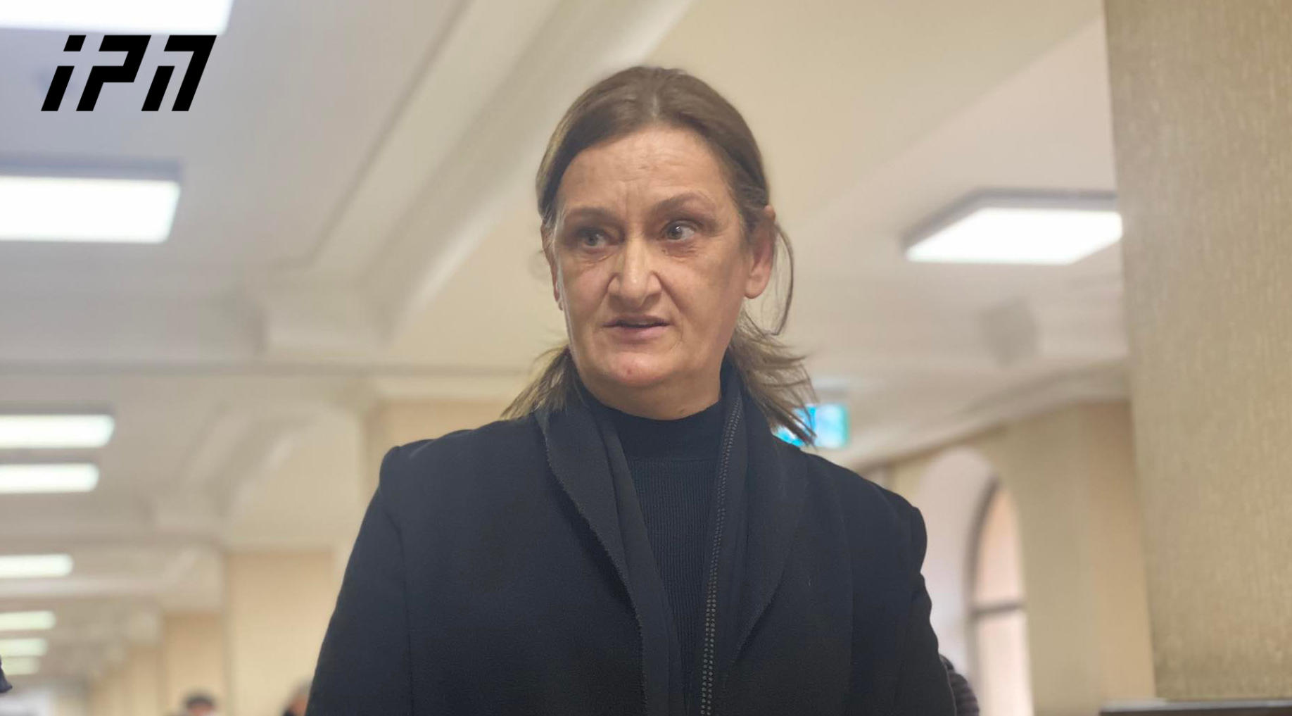 საზოგადოებრივ ტრანსპორტში მეუღლის მიერ მოკლული ქალის დედა სასამართლოს გადაწყვეტილებით, რომლის თანახმად, მისივე სიძეს 20 წლით პატიმრობა შეეფარდა, უკმაყოფილოა