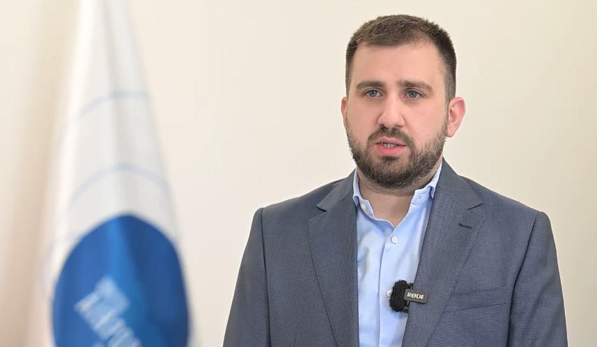 აეროპორტების გაერთიანების დირექტორი - "ვიზეარი“ დათანხმდა 87 მგზავრისთვის ნებისმიერი მიმართულებით ბილეთების გადაცვლას თანხის დამატების შემთხვევაში - საუბარია, დაახლოებით, 300 ლარზე