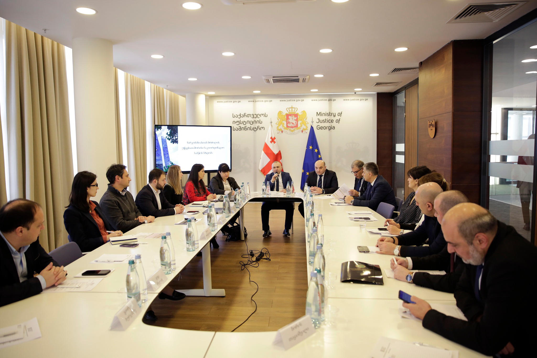 ნარკომანიასთან ბრძოლის უწყებათაშორისმა საკოორდინაციო საბჭომ 2023-2030 წლების ნარკოპოლიტიკის ეროვნული სტრატეგია და 2023-2024 წლების სამოქმედო გეგმა დაამტკიცა