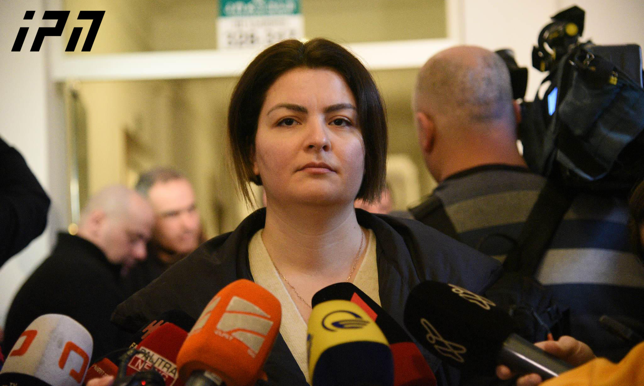 ანა ნაცვლიშვილი - მივმართავ ძალოვან უწყებებს: თქვენ ფიცი გაქვთ დადებული სამშობლოს წინაშე და სამშობლოს ჰქვია საქართველო და არა რუსეთი - გაქვთ შანსი, გადმოხვიდეთ ხალხის მხრეს
