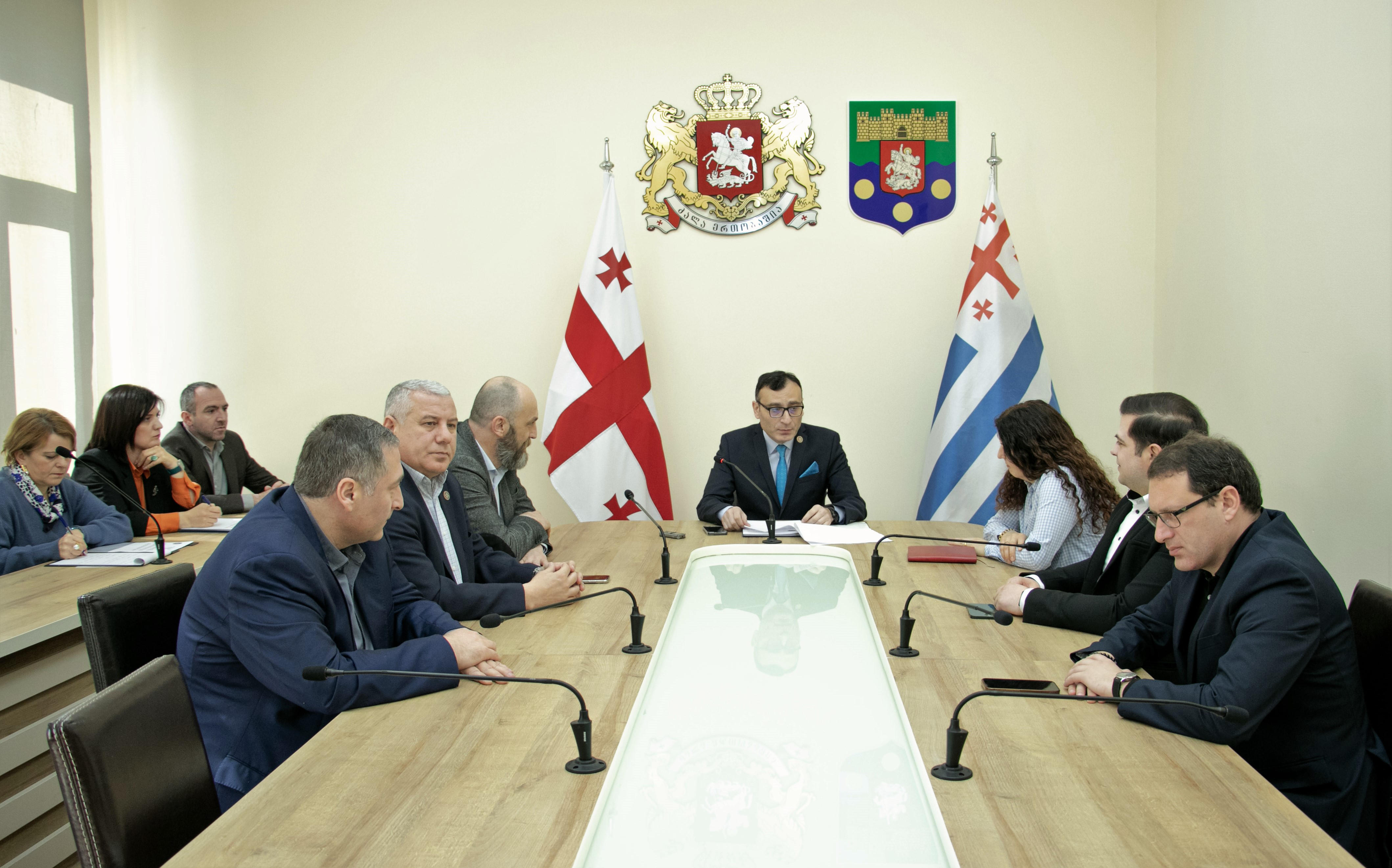 აჭარის უმაღლეს საბჭოში საგაზაფხულო სესია ბიუროს სხდომით გაიხსნა