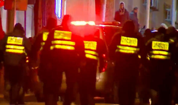 У парламента Грузии противостояние между полицией и участниками акции