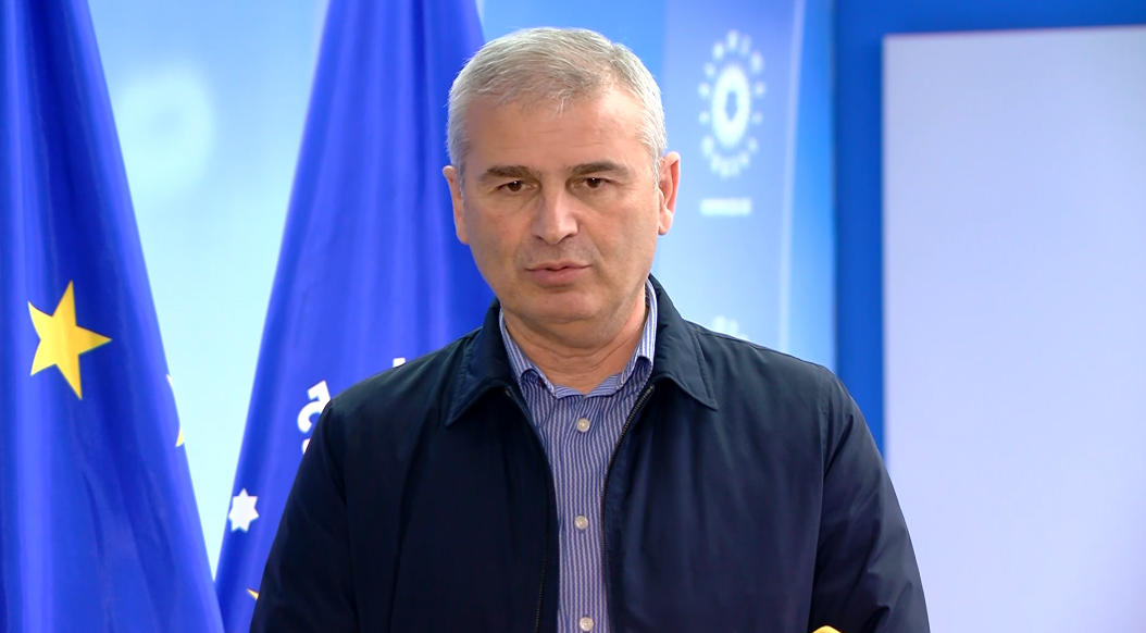 ირაკლი ქადაგიშვილი - ვანო მერაბიშვილი პირდაპირ ამბობს, შევუტიოთ რუსეთს უკრაინის დასახმარებლად, დავიწყოთ ომი - ჩვენ დავინახეთ, რომ გულწრფელი პროტესტის უკან იდგა მერაბიშვილისეული პროექტი
