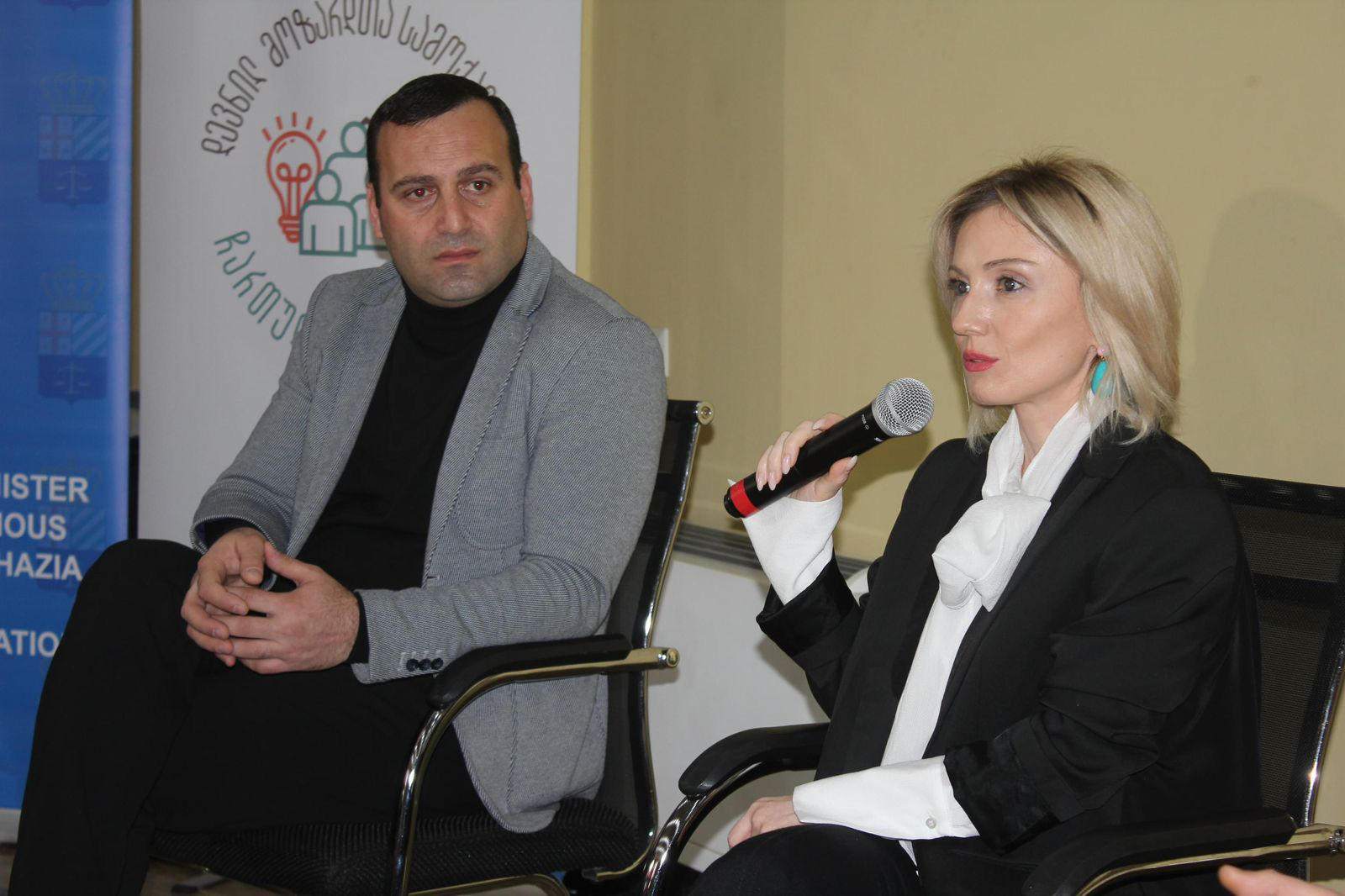 ნანა გაბელია რეგიონებში დევნილ მოზარდთა სამოქალაქო ჩართულობის სივრცეების გახსნას განაგრძობს