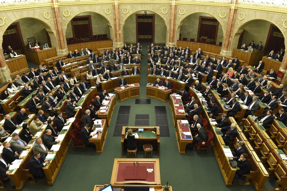 უნგრეთის მმართველი პარტია მზადაა ფინეთის ნატო-ში გაწევრიანებას მხარი დაუჭიროს
