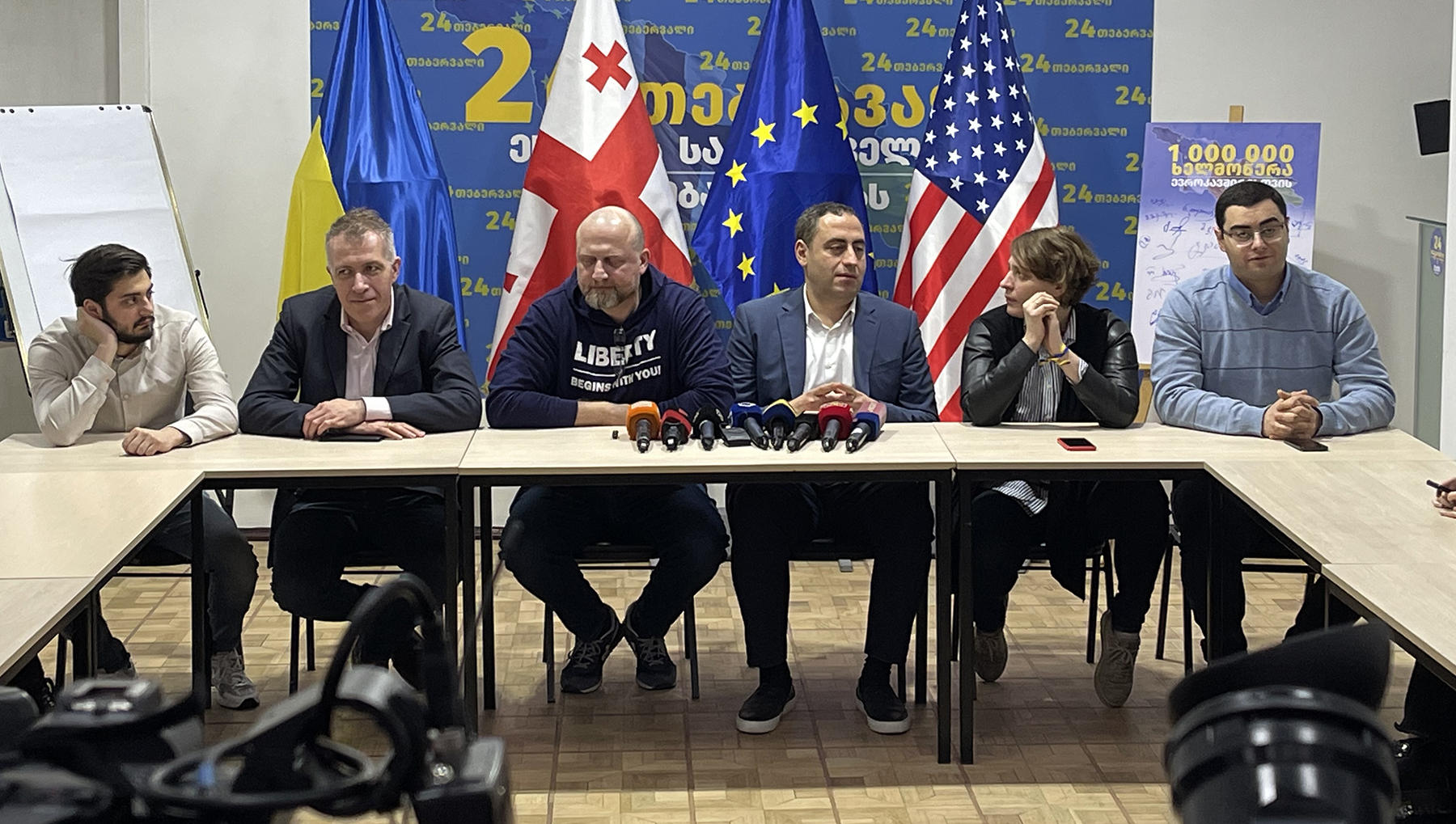 ზურაბ ჯაფარიძე - ბრიუსელში ვერ ხედავენ, რომ  „ქართული ოცნების“ ხელისუფლება ევროკავშირის მთავარ ღირებულებებს იზიარებს - ამაზე იყო საუბარი პრაქტიკულად, ყველა შეხვედრაზე