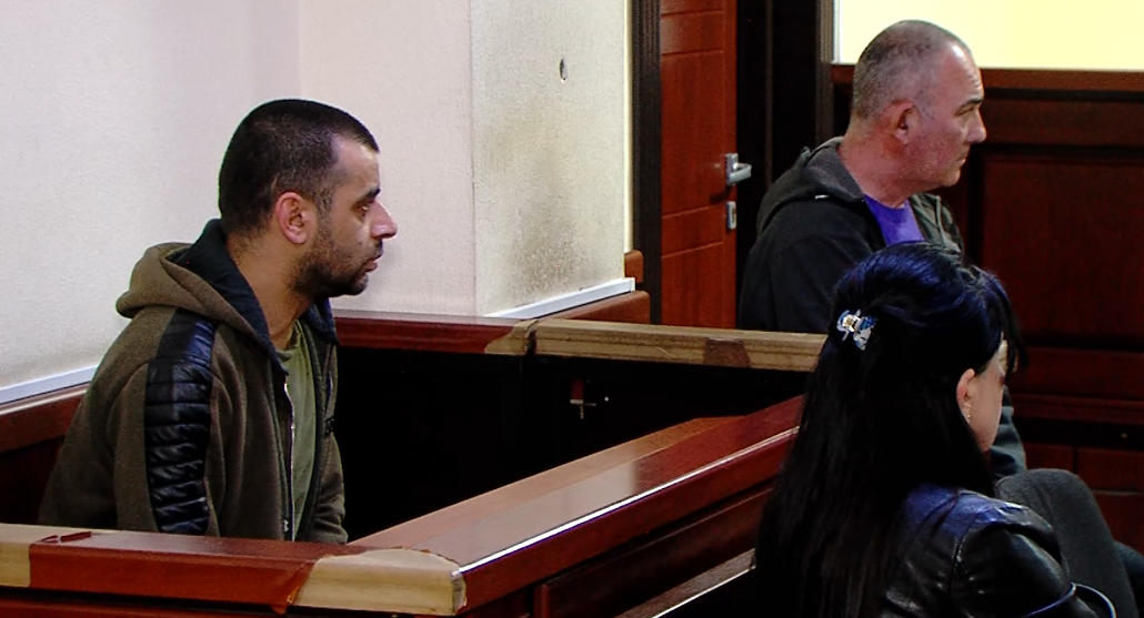 ბრალდებულს, რომელმაც მუხიანში, ლიფტში კაცი მოკლა, ბენზინი გადაასხა და ცეცხლი წაუკიდა, 19 წლით თავისუფლების აღკვეთა მიესაჯა