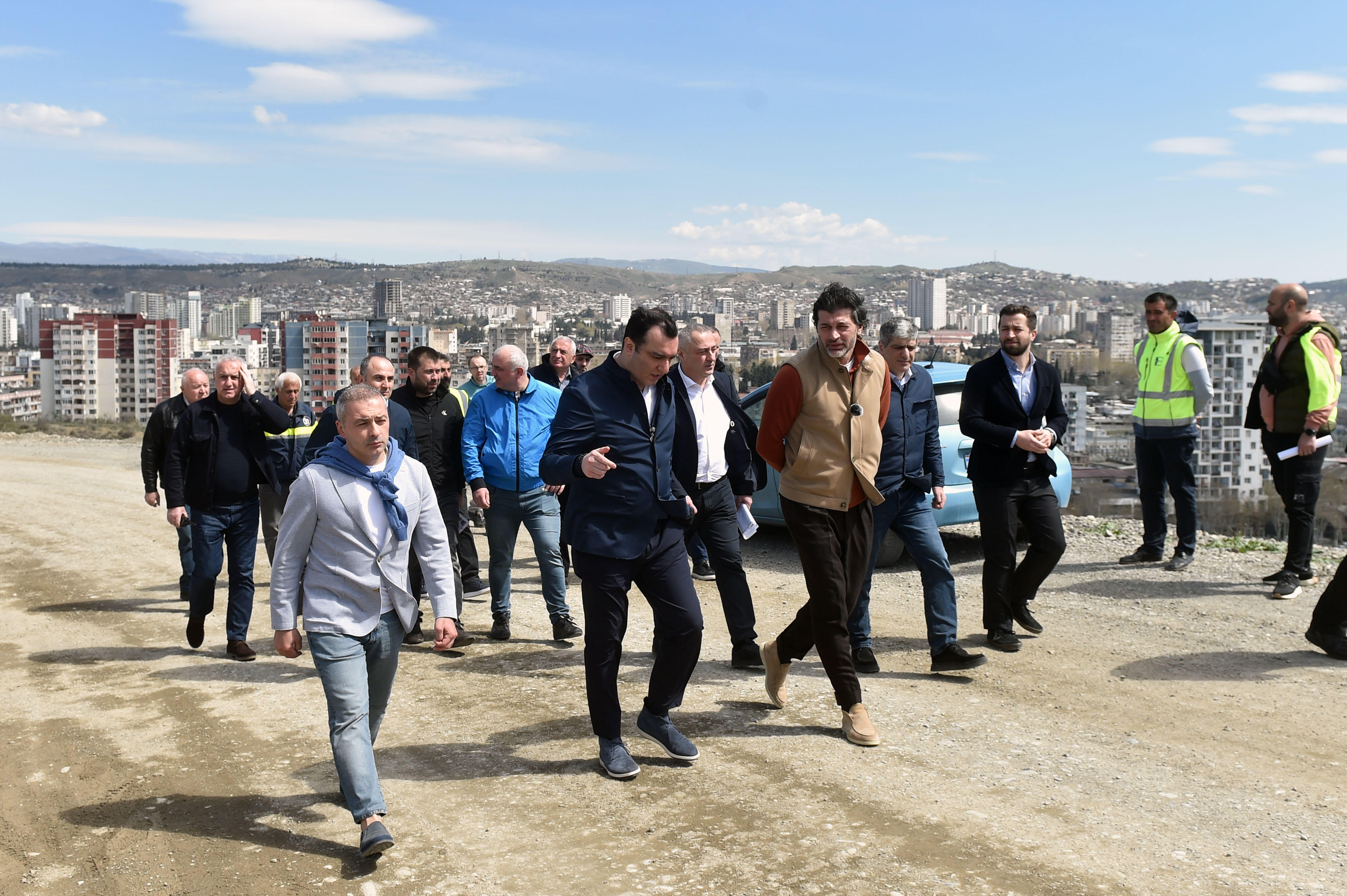 თბილისის მერია - მარშალ გელოვანის გამზირისა და მუხრან მაჭავარიანის ქუჩის დამაკავშირებელი ახალი გზით სარგებლობა მაისიდან შესაძლებელი იქნება