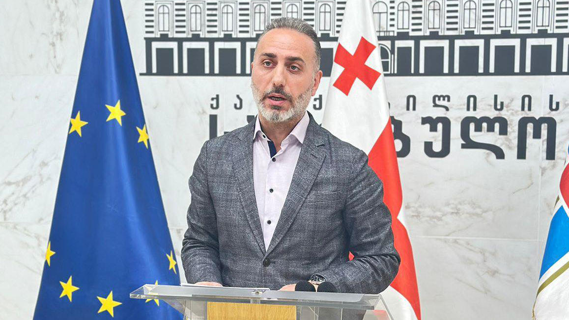 საკრებულოში პარტია „საქართველოსთვის“ წევრი გიორგი შარაშიძე - კატეგორიულად ვემიჯნებით ძალადობას - მას არაფერი ამართლებს