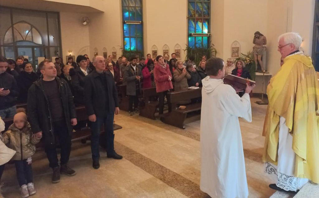 აჭარაში კათოლიკეები აღდგომას ზეიმობენ