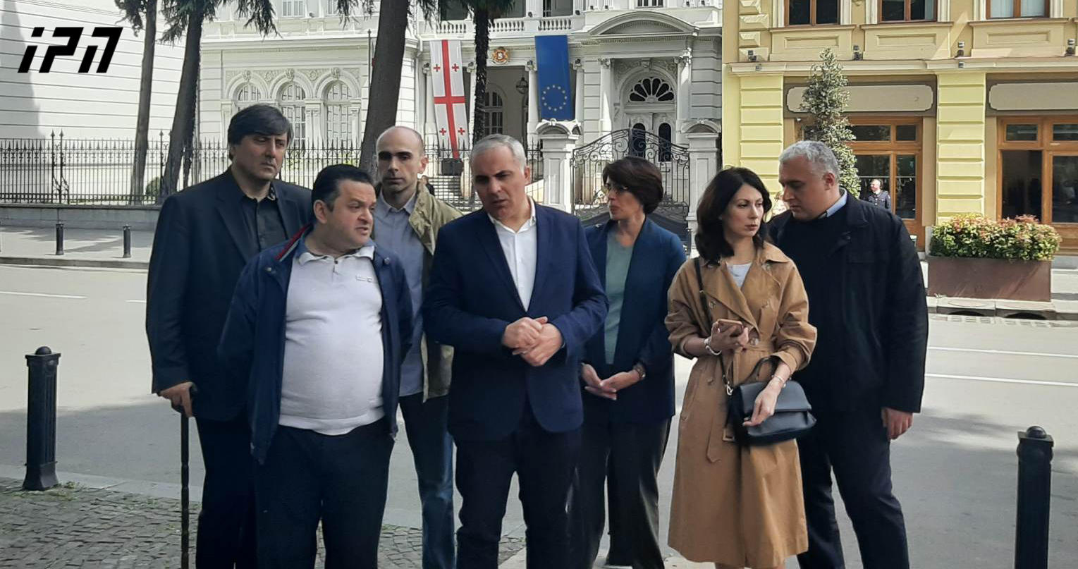 „ნიკა გვარამიას გათავისუფლების მოძრაობა“ არასამთავრობო სექტორთან, საერთაშორისო ორგანიზაციებთან, დიპლომატიურ კორპუსსა და ოპოზიციურ პარტიებთან კონსულტაციებს იწყებს