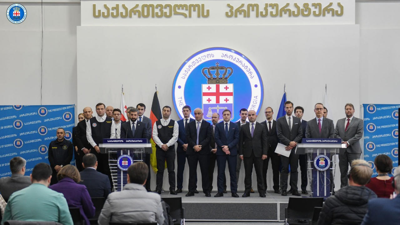 საქართველოს პროკურატურა ე.წ. თაღლითური „ქოლ-ცენტრების“ საქმეებზე მიმდინარე გამოძიების თაობაზე განცხადებას ავრცელებს