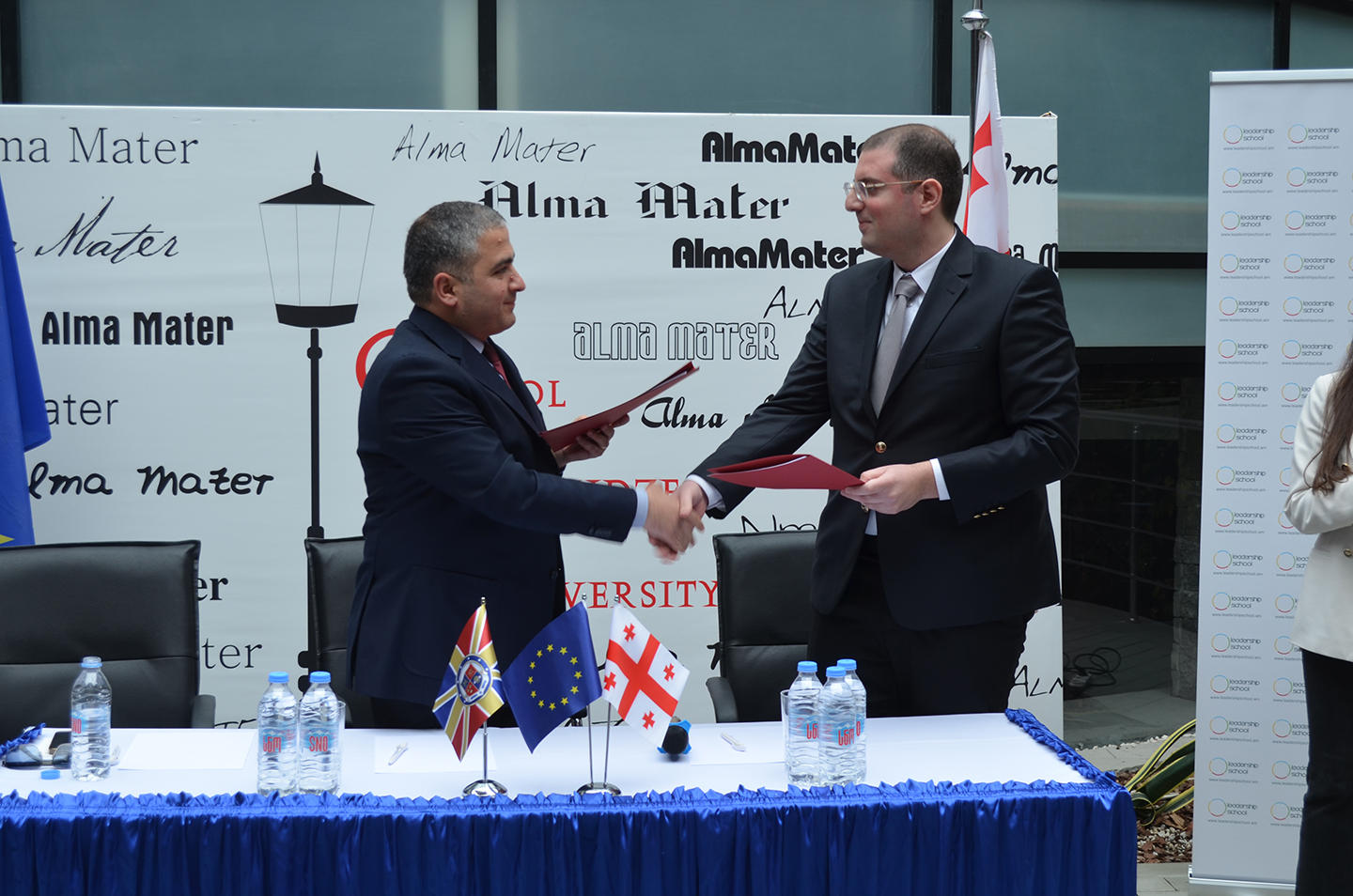 გრიგოლ რობაქიძის სახელობის უნივერსიტეტს კვიპროსელი პროფესორი კირიაკოს კოკინოსი ეწვია