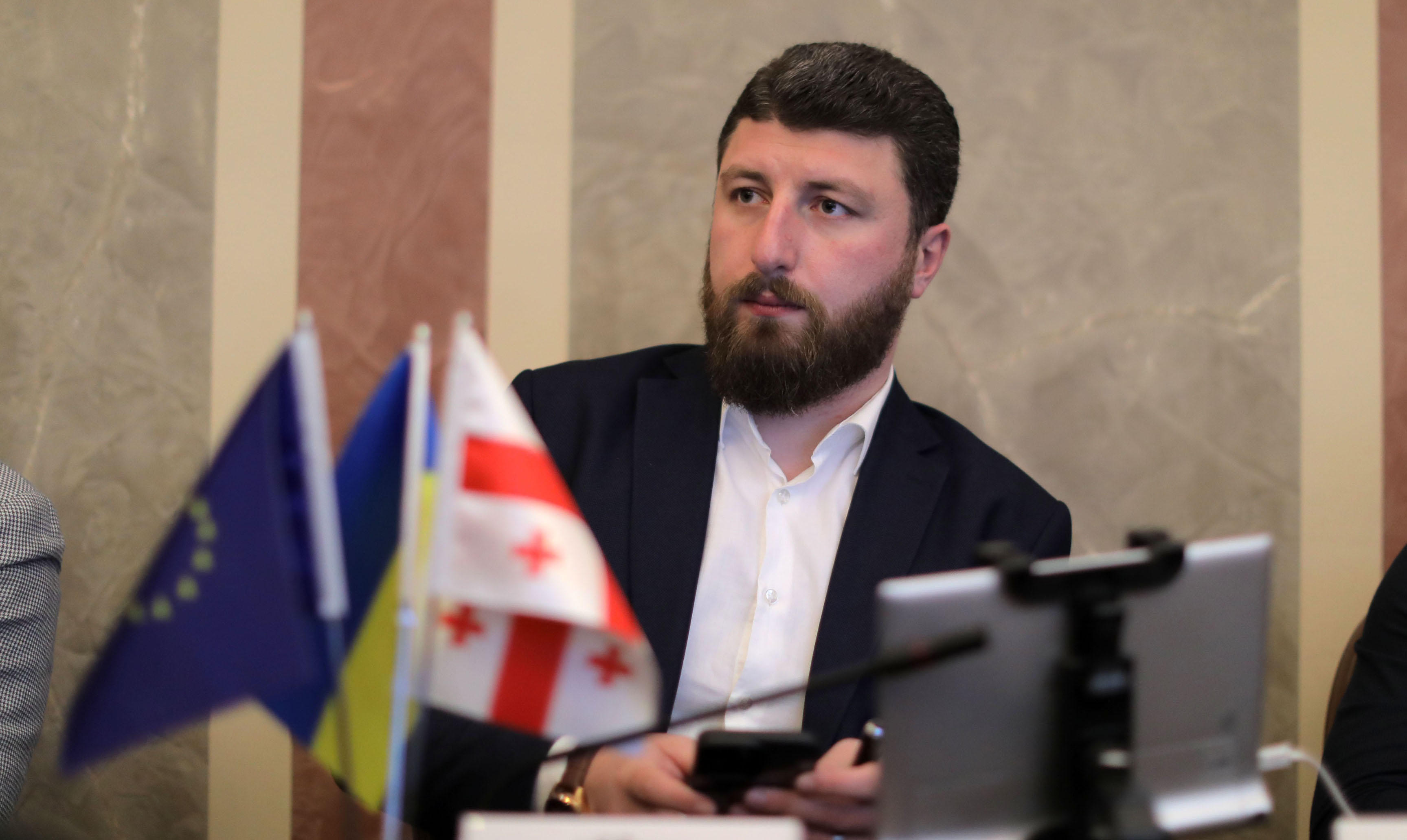 არჩილ გორდულაძე - როდესაც ამნისტიის პროექტზე ვმუშაობდით, მთავარი აქცენტი იყო გაკეთებული დანაშაულის სიმძიმესა და ხასიათზე, შესაბამისად, დანაშაულები, რომლებიც ნაკლებად საფრთხის შემცველია საზოგადოებისათვის, უფრო მეტად არის გათვალისწინებული პროექტში