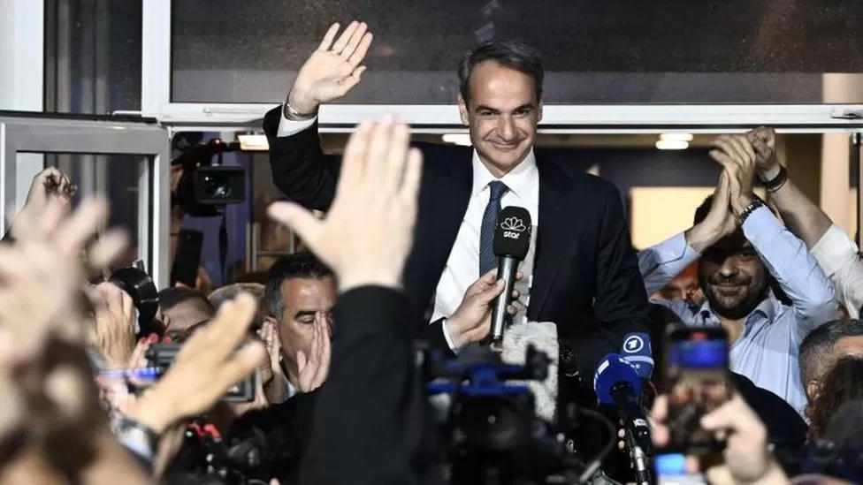 საბერძნეთის საპარალამენტო არჩევნებში მმართველი პარტია ლიდერობს