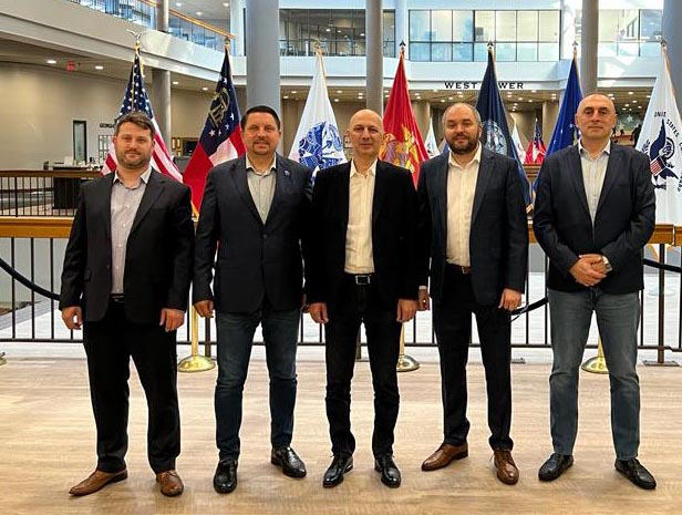 რელიგიის სააგენტოს დელეგაცია ჯორჯიის შტატის მთავრობის საზოგადოებასთან ურთიერთობის დეპარტამენტის ხელმძღვანელს შეხვდა