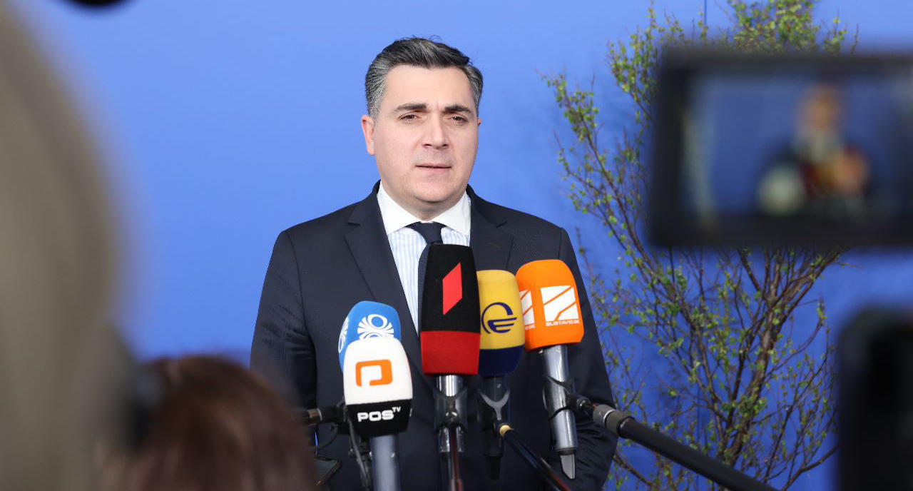 ილია დარჩიაშვილი - გერმანიაში საქართველოს პრემიერ-მინისტრის ვიზიტი ორი ქვეყნის საგარეო უწყების კონსულტაციის შედეგად აპრილში დაიგეგმა - მოვუწოდებ ყველას, ნუ შეჰყავთ მოსახლეობა შეცდომაში და ნუ აზიანებენ ქვეყნის ინტერესებს