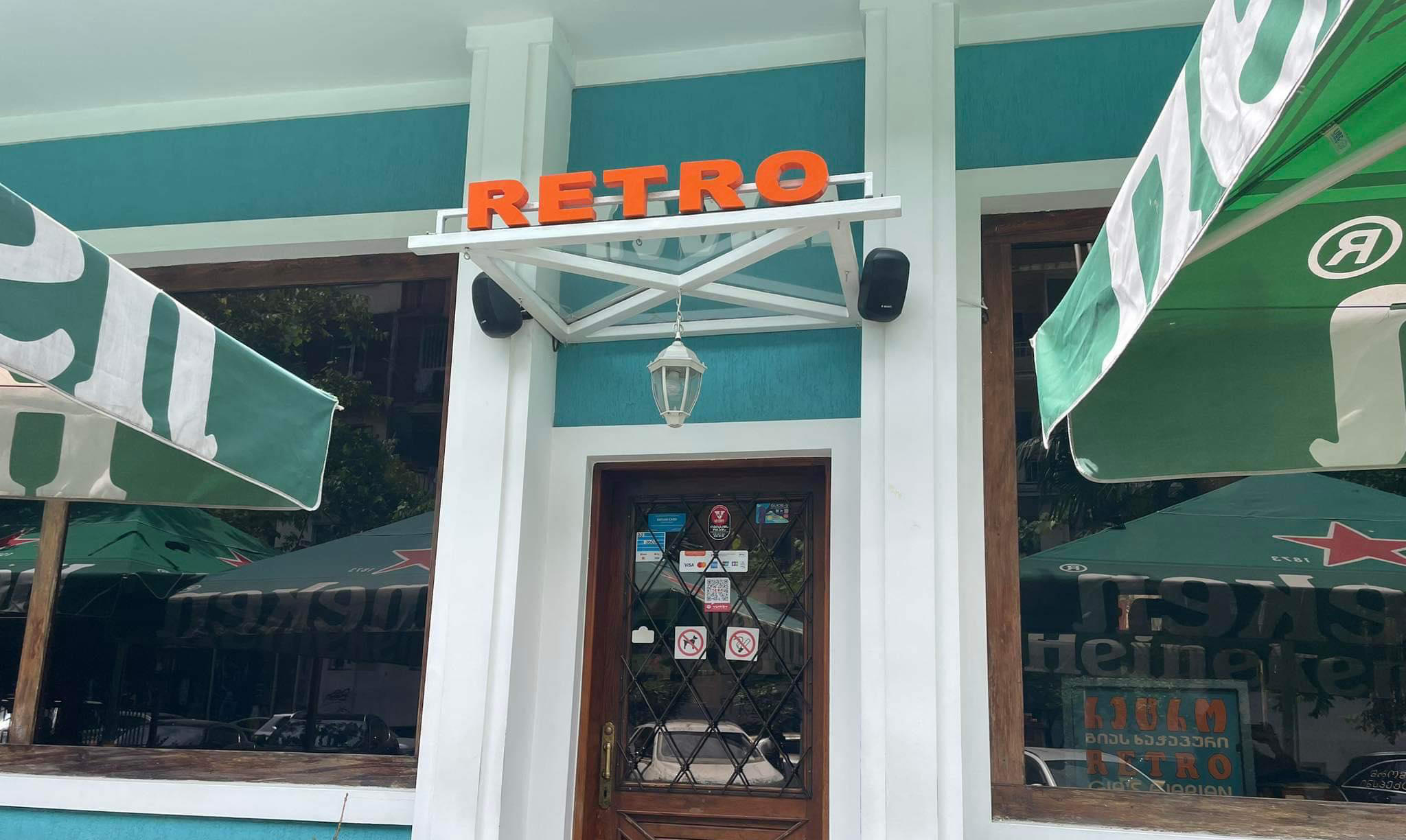 შრომის ინსპექციის ხელმძღვანელის განცხადებით,  რესტორანი „რეტრო“ 30 000 ლარით დაჯარიმდა