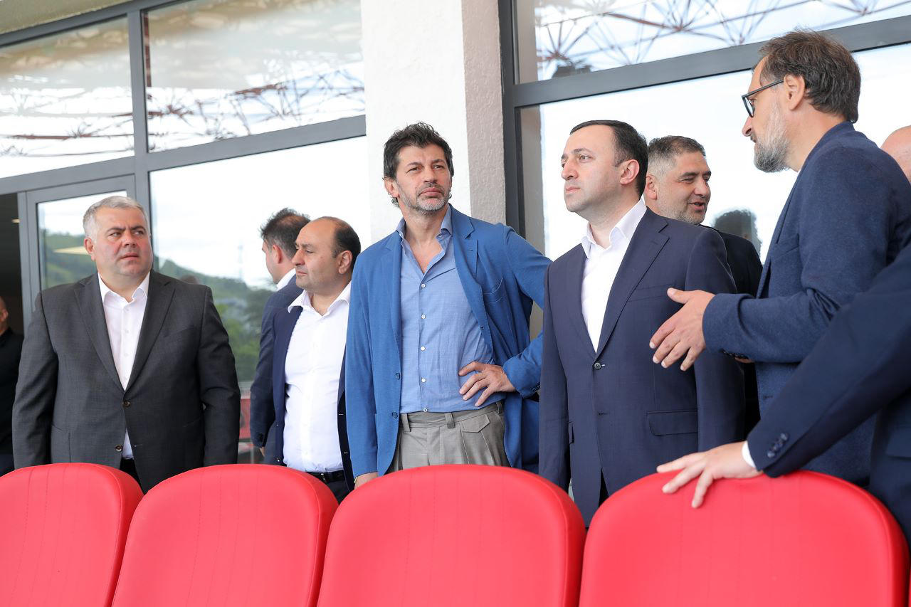 ირაკლი ღარიბაშვილმა მიხეილ მესხის სახელობის ახლად რეაბილიტირებული, უეფას უმაღლესი კატეგორიის სტადიონი დაათვალიერა