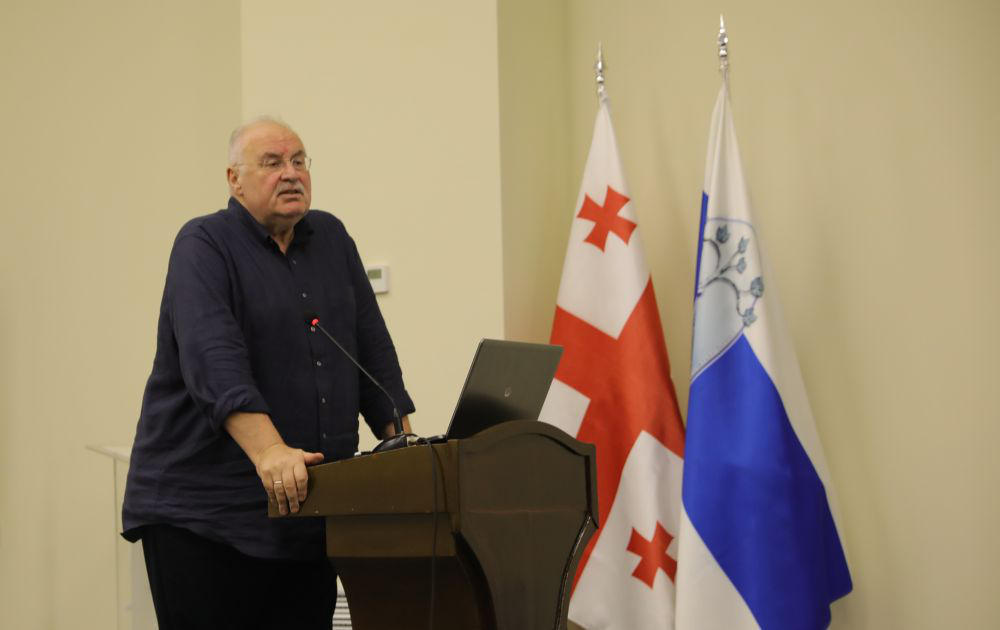 პროფესორმა გიორგი მიქელაძემ თბილისის სახელმწიფო სამედიცინო უნივერსიტეტში ლექციები წაიკითხა