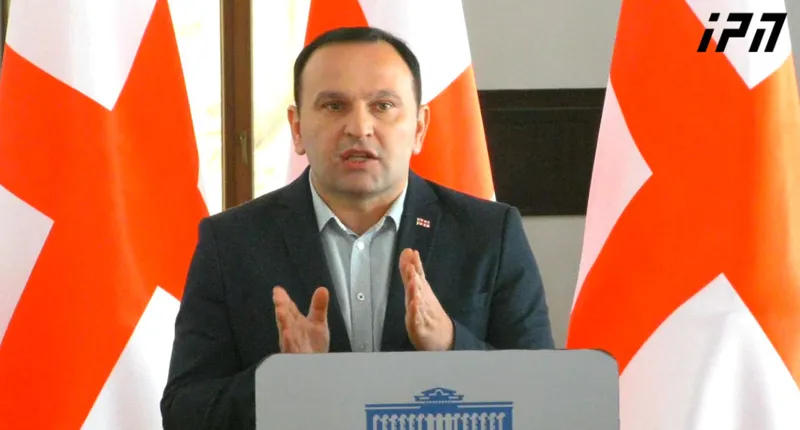 პაატა მანჯგალაძე - თუ ვინმე ამბობს, რომ იმ პირობებში, როცა 12-დან 9 რეკომენდაცია შეუსრულებელია, ზუსტად იცის, სტატუსს მოგვცემენ, პოლიტიკური თაღლითია