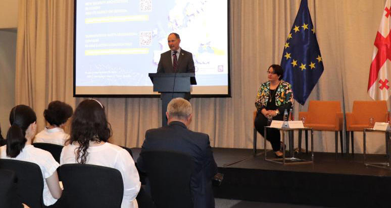 პაველ ჰერჩინსკი - ევროკავშირი მოუწოდებს ყველა პარტნიორს, განსაკუთრებით მათ, ვინც ევროკავშირის კანდიდატობისკენ ისწრაფვის, შეუერთდნენ ევროკავშირის და სხვა ქვეყნების ძალისხმევას ამ საშინელი ომის დასასრულებლად