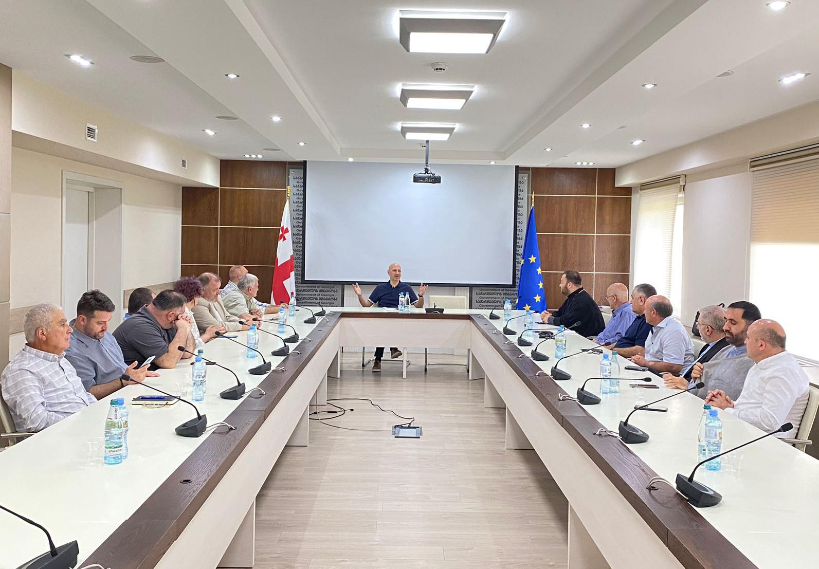 რელიგიის სააგენტოში ინტერრელიგიური სათათბიროს სხდომა გაიმართა