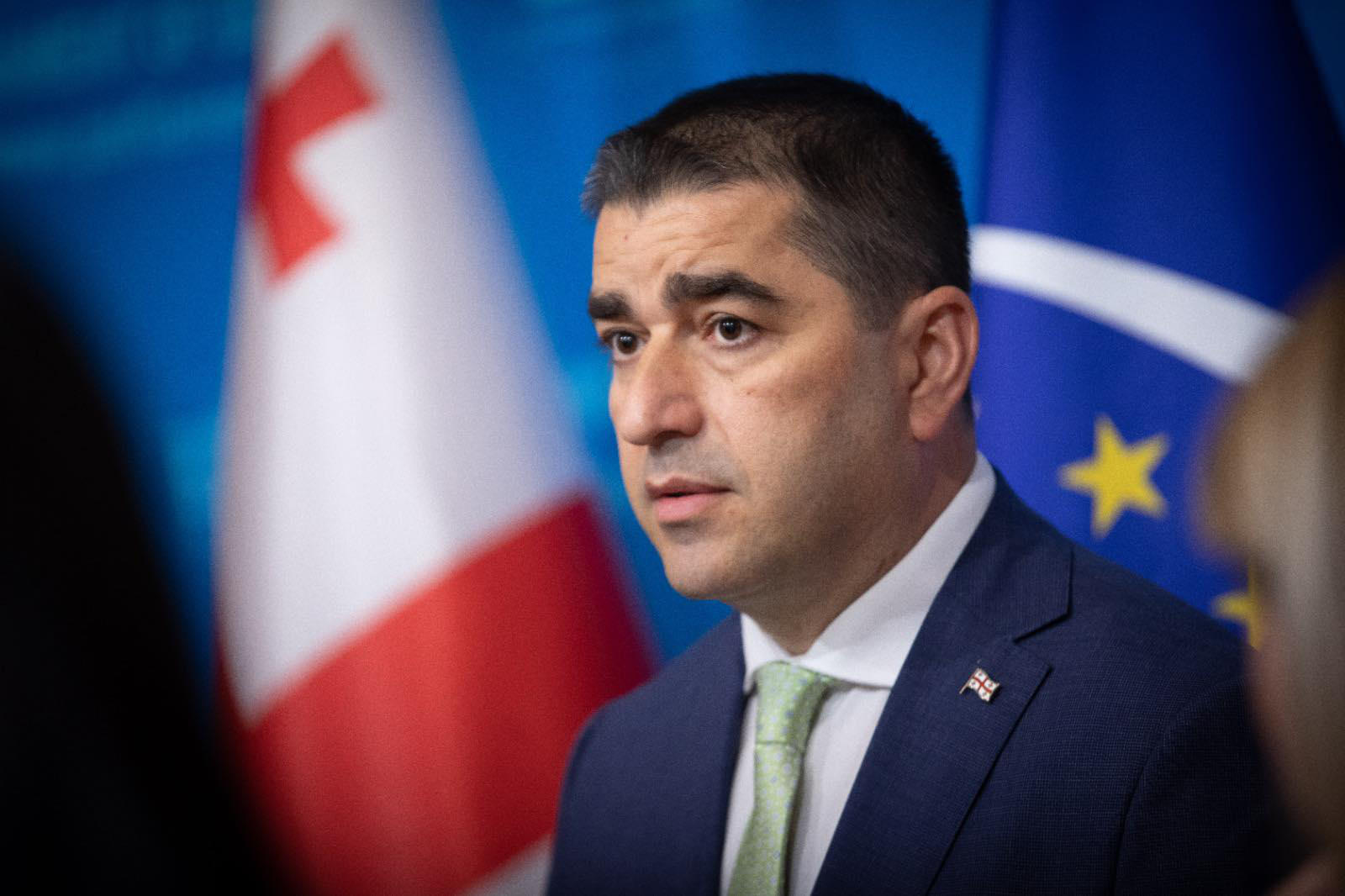 შალვა პაპუაშვილი - ოპოზიციას ავი სიხარული აქვს - ადიდებენ სხვა ქვეყნის პრეზიდენტებს, პარლამენტის წევრებს და საკუთარი ქართული არაფრად მიაჩნიათ - საქართველოს მოქალაქე ერთ წამში გაწირეს, თუნდაც გაიაშვილი