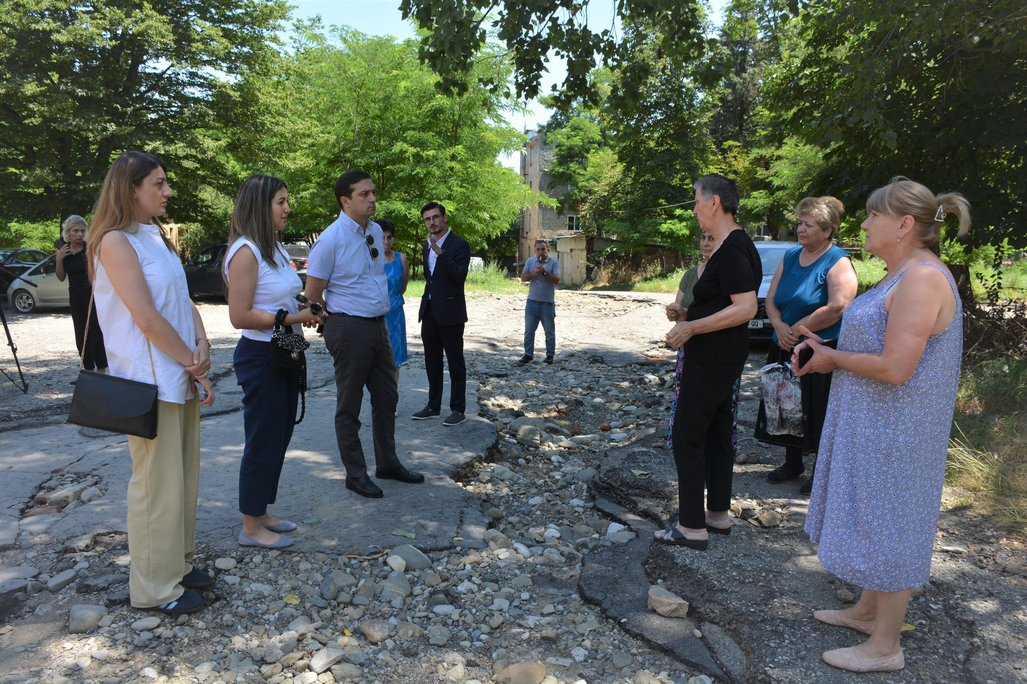 სახალხო დამცველმა თელავში შეხვედრები გამართა