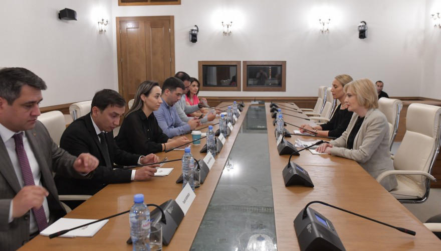 ეკა სეფაშვილი თურქმენეთის მედიის წარმომადგენლების დელეგაციას შეხვდა