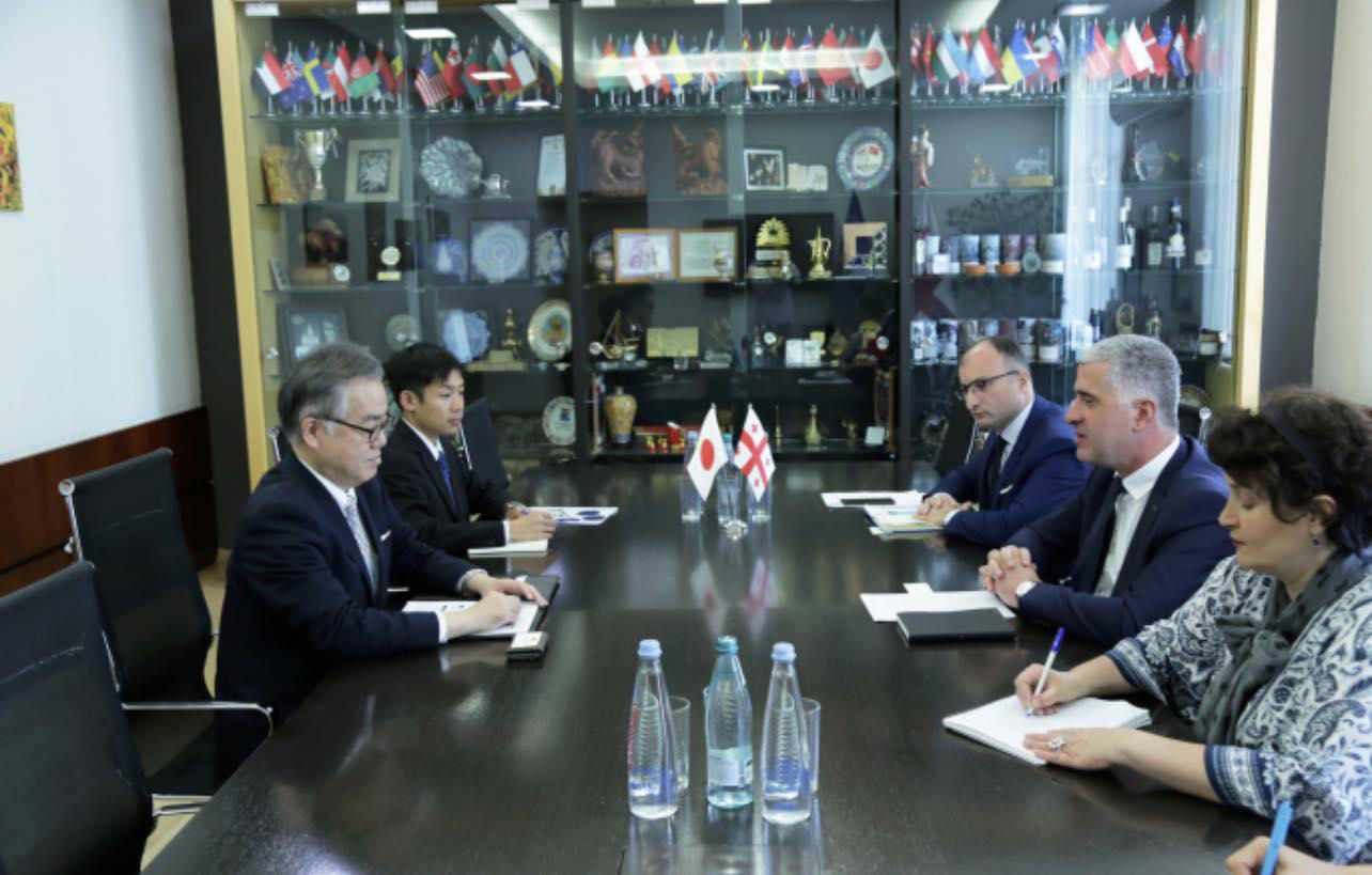 ოთარ შამუგია საქართველოში იაპონიის ელჩს შეხვდა