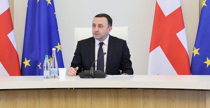 პრემიერ-მინისტრის განცხადებით, 2024 წლის ბიუჯეტით პენსიები, ჯანდაცვის პერსონალის, ძალოვნებისა და სხვა საჯარო მოხელეების, მათ შორის ბაღის თანამშრომელთა ხელფასები იზრდება