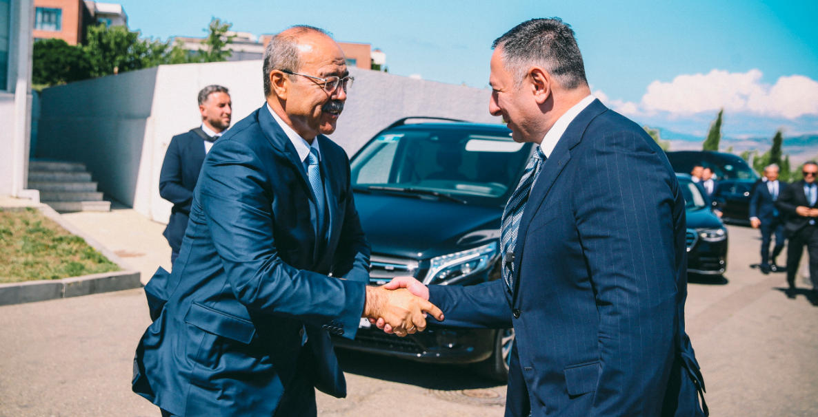საქართველოს შინაგან საქმეთა მინისტრმა, უზბეკეთის რესპუბლიკის პრემიერ-მინისტრს საზოგადოებრივი უსაფრთხოების მართვის ცენტრ ”112”-ში უმასპინძლა
