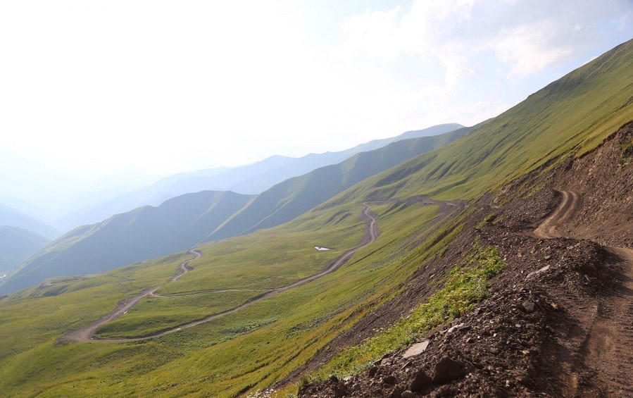 ჟინვალი-ბარისახო-შატილის გზის 90-ე კმ-ზე ავტოტრანსპორტის მოძრაობა ცალმხრივად აღდგა