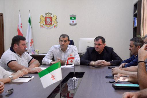 გიორგი ალადაშვილმა ლაგოდეხის მერიაში სტიქიის შედეგებთან დაკავშირებით სამუშაო შეხვედრა გამართა