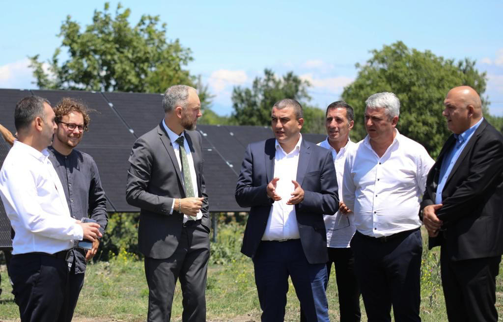 კოდის დევნილთა დასახლების 400-ზე მეტი ოჯახი უფასო ელექტროენერგიით ისარგებლებს
