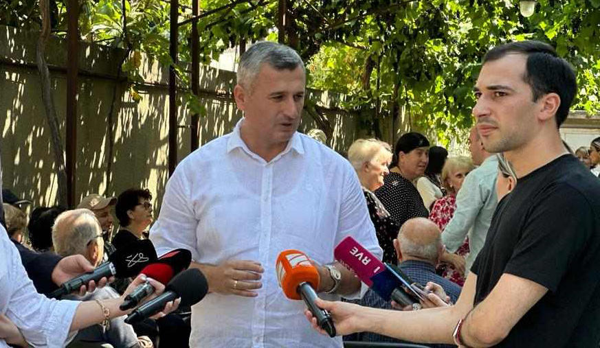 დავით კირკიტაძე - სახელები და გვარები, რომლებზეც მელიამ ისაუბრა, დღეს ხომ არ გაჩენილა? „ნაციონალური მოძრაობის“ თავმჯდომარე იყო და ეს ადამიანები მაშინაც იყვნენ