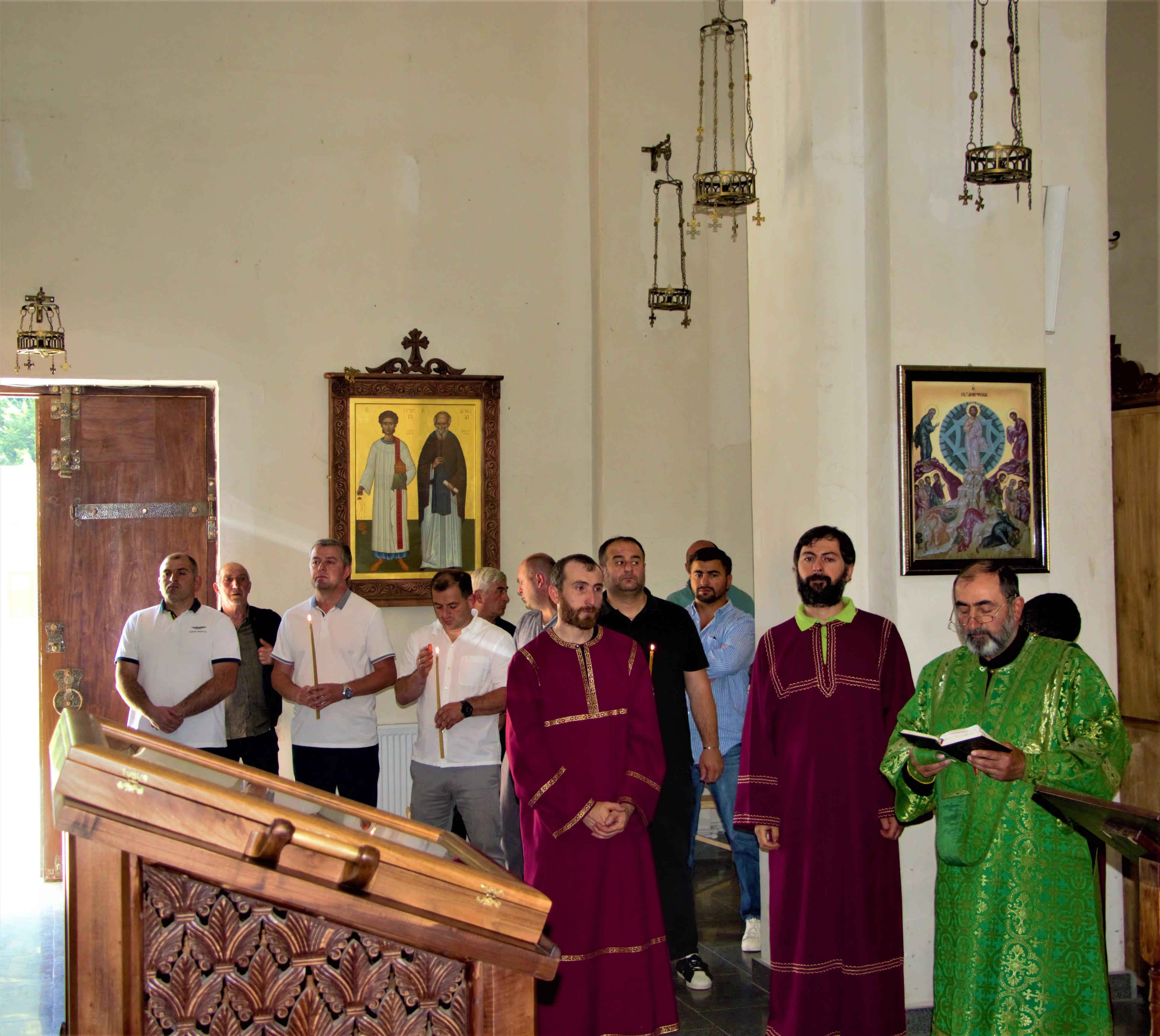 ლენტეხში ღვთისმშობლის წილხვდომილობის ხატი დააბრძანეს