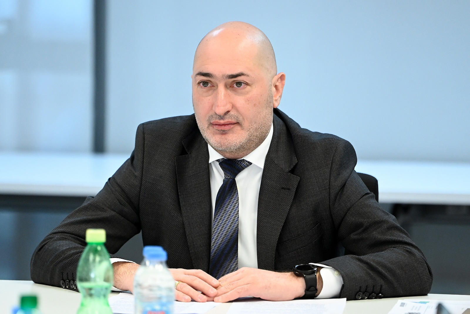 ეკონომიკის მინისტრის მოადგილე - პალაუს დროშის ქვეშ მცურავი საკრუიზო ლაინერი Astoria Grande სანქცირებული არ არის და მსოფლიოს სხვადასხვა ნავსადგურში თავისუფლად გადაადგილდება