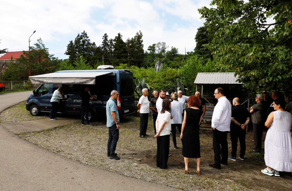 იუსტიციის სამინისტრო - „მობილური იუსტიციის სახლი" მთელ საქართველოშია