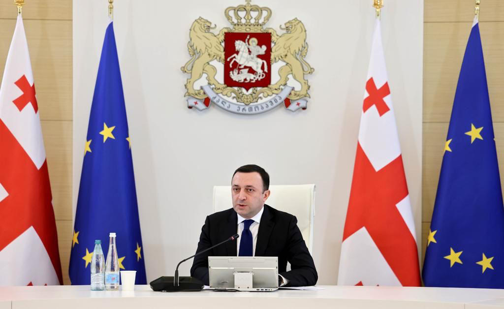 პრემიერი - ვითვალისწინებთ რა საქართველოს უზარმაზარ ტურისტულ პოტენციალს, გვჯერა, რომ საჰაერო კავშირის გაფართოება ჩინეთთან მნიშვნელოვან როლს შეასრულებს ტურისტული ნაკადების შემდგომ ზრდაში