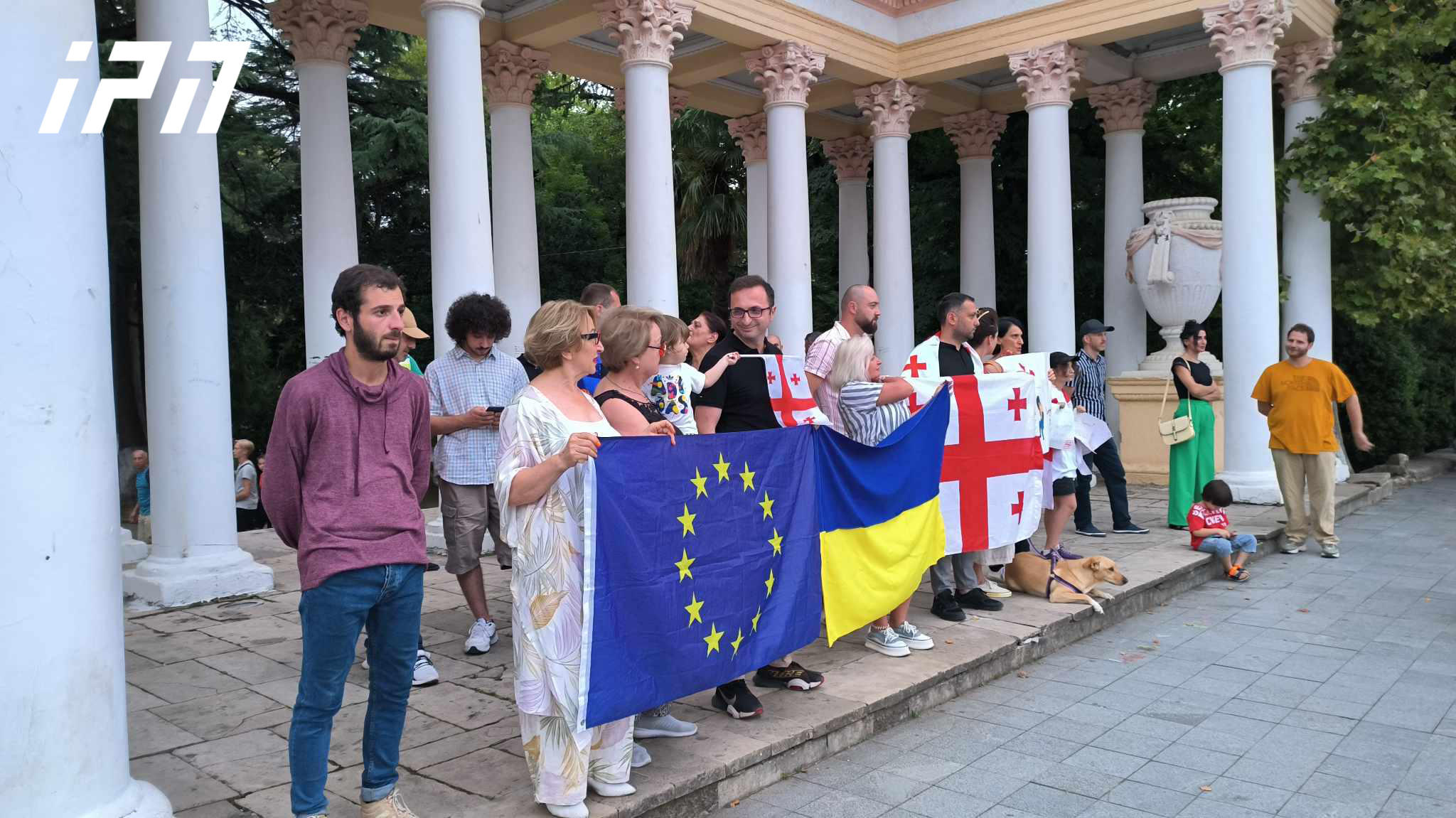 ბათუმში საკრუიზო გემის შესვლას ქუთაისშიც აპროტესტებენ და აქციაზე დაკავებულებს  სოლიდარობას უცხადებენ