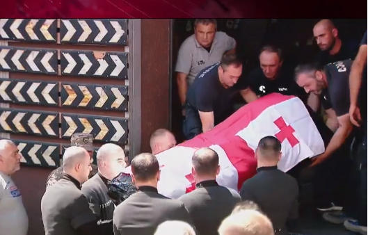 უკრაინაში დაღუპული ქართველი მებრძოლი, არჩილ დევრისაშვილი საქართველოში ჩამოასვენეს