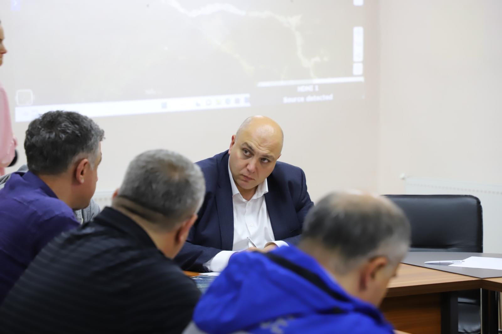ინფრასტრუქტურის მინისტრი - რთული ვითარებაა, სტიქიის მასშტაბი ძალიან დიდია - არეალისა და ჩამოსული მასის გათვალისწინებით უპრეცედენტოა