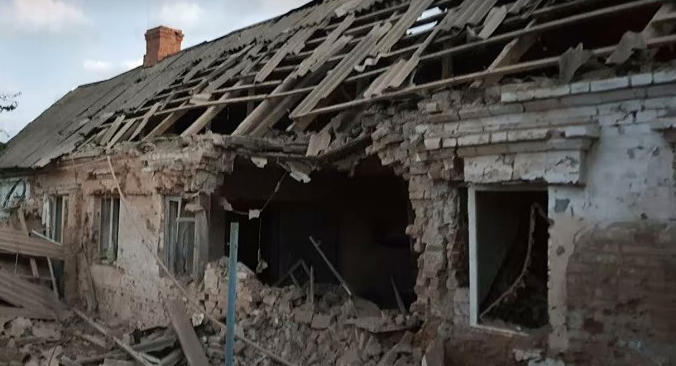 რუსებმა ნიკოპოლი მძიმე არტილერიითა და „გრადებით“ დაბომბეს