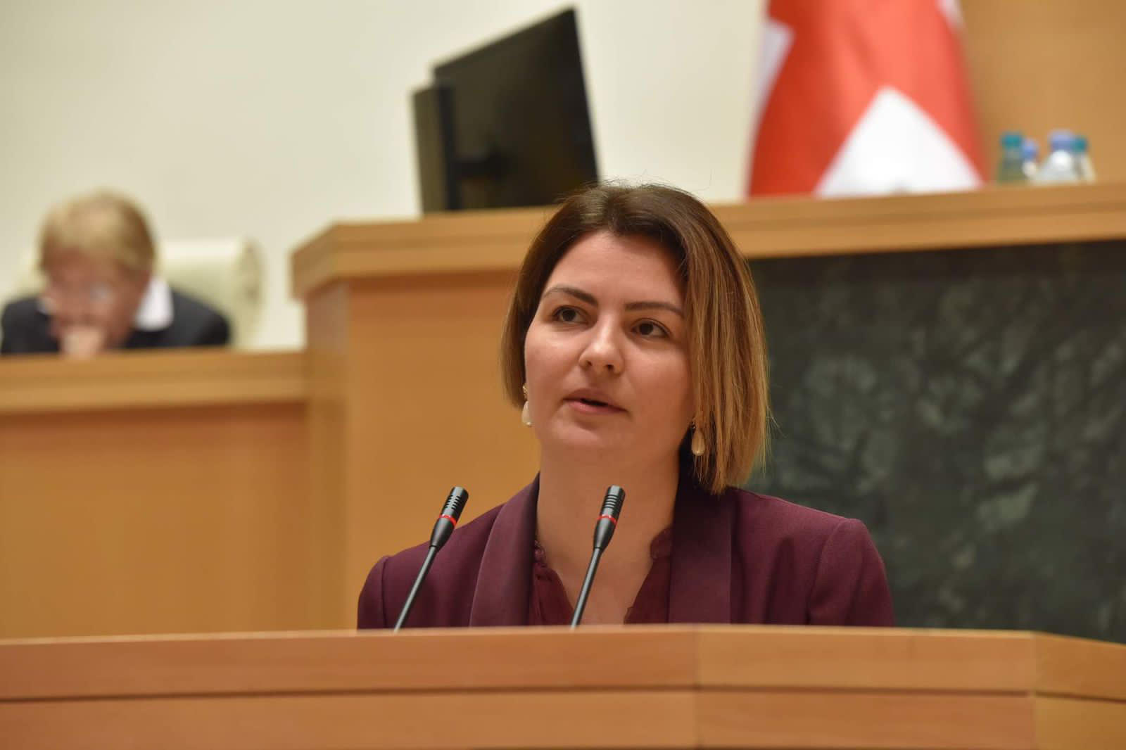 Ana Natsvlishvili: Yes, that’s right, Shalva, we should wait for you to wake up "in just three hours"