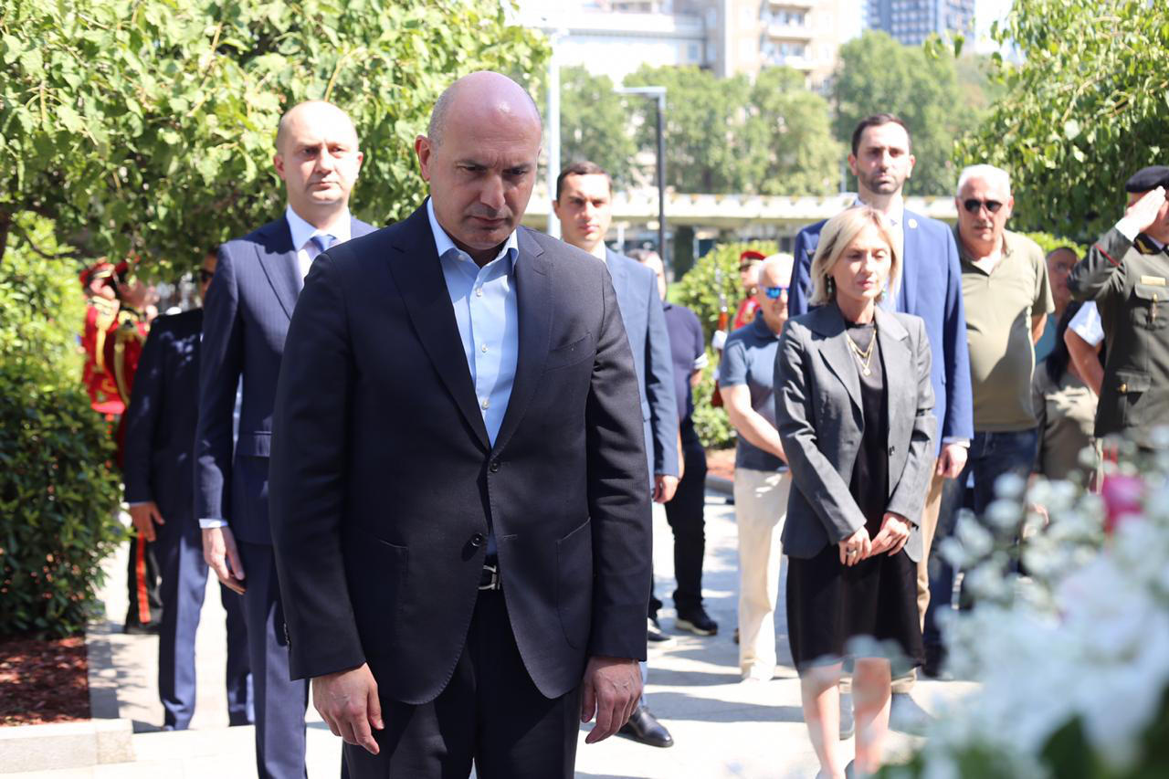 რუსლან აბაშიძემ საქართველოს ერთიანობისთვის ბრძოლაში დაღუპულთა ხსოვნას პატივი მიაგო