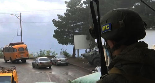 მთიანი ყარაბაღის აქტივისტებმა რუსი სამშვიდობოების ბაზასთან მისასვლელი გზა გადაკეტეს