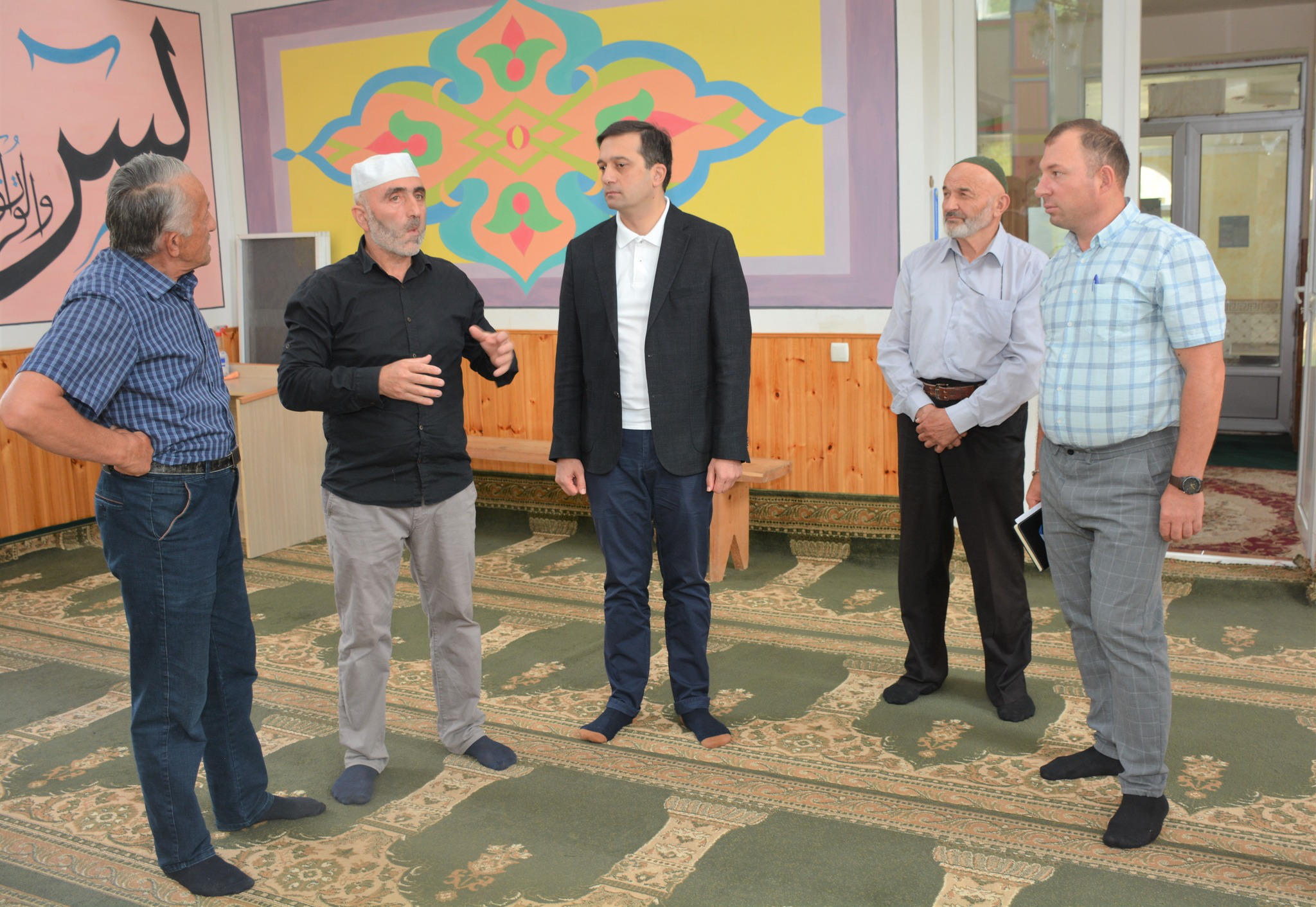 სახალხო დამცველი ადიგენის მუნიციპალიტეტის სოფელ ჭელაში მცხოვრებ მუსლიმებს შეხვდა